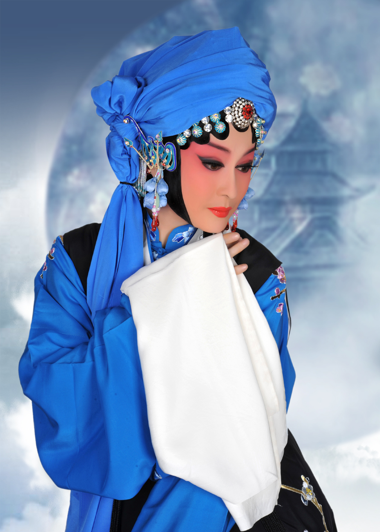  p>李君梅,女,现就职于陕西省戏曲研究院青年团.