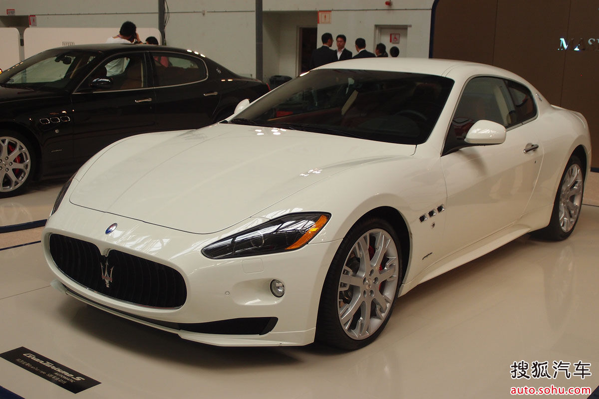 全称"玛莎拉蒂gran turismo",是一款适合长距离高速行驶的豪华轿跑车