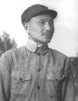 <p>解放战争中的邓小平（1947年，时年43岁）
