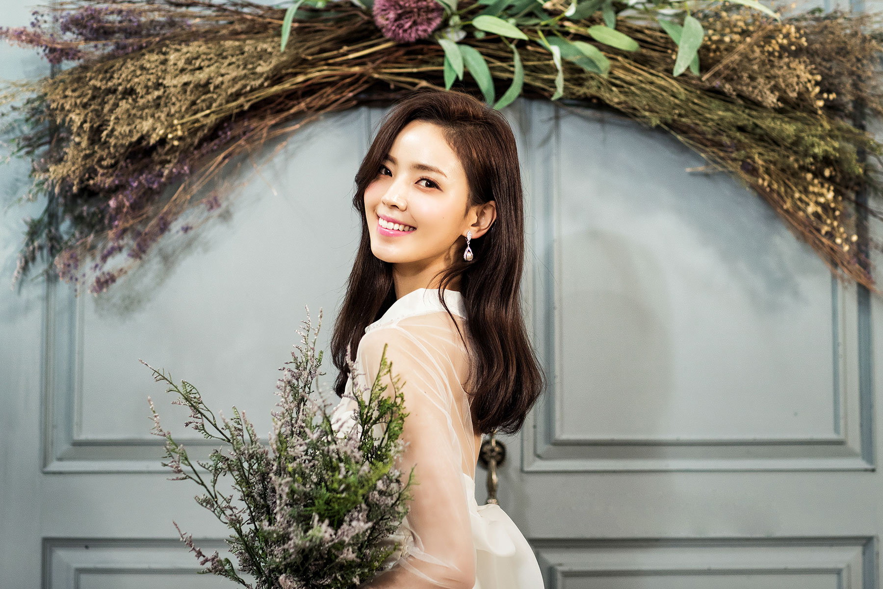 href="#" data-lemmaid="5455090">艺匠 /a>婚纱摄影工作室(韩国艺匠