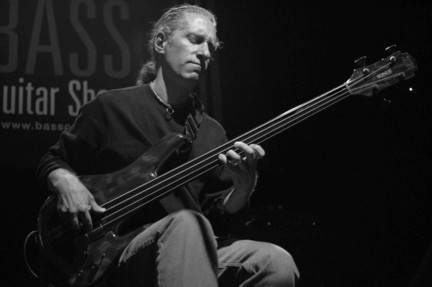 Michael Manring_百度百科