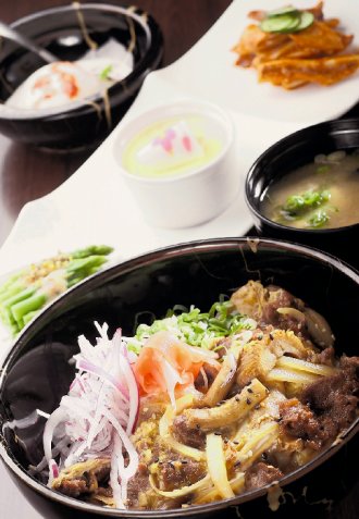  p>滑蛋牛肉是一道 a href="#" data-lemmaid="207811">广东 /a>的