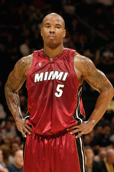  p>昆廷·理查德森(quentin richardson),1980年4月13日出生于美国 a