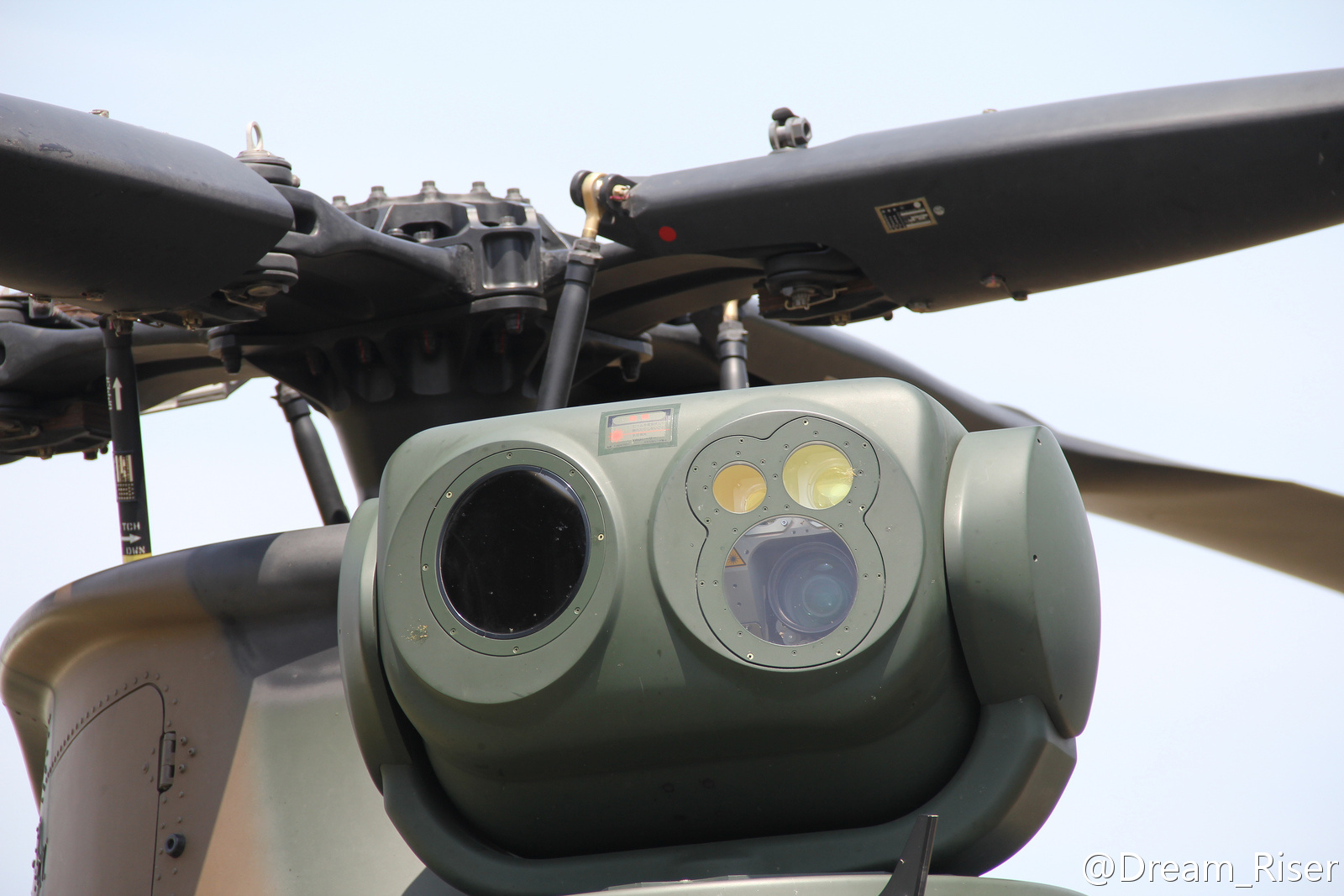 日本oh-1武装侦察直升机