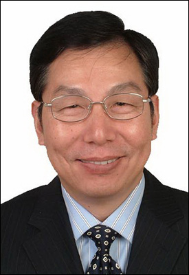 男,出生于陕西,毕业于西安交通大学,现任西安市文物局局长,党委书记