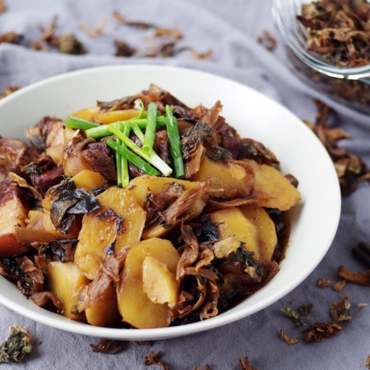梅干菜烧土豆