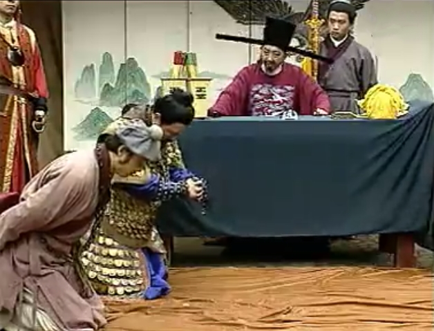 《海瑞传奇》是许承先,殷士琴,朱亚英等主演的电视系列剧,该剧共十八