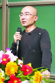 张宏杰相关照片