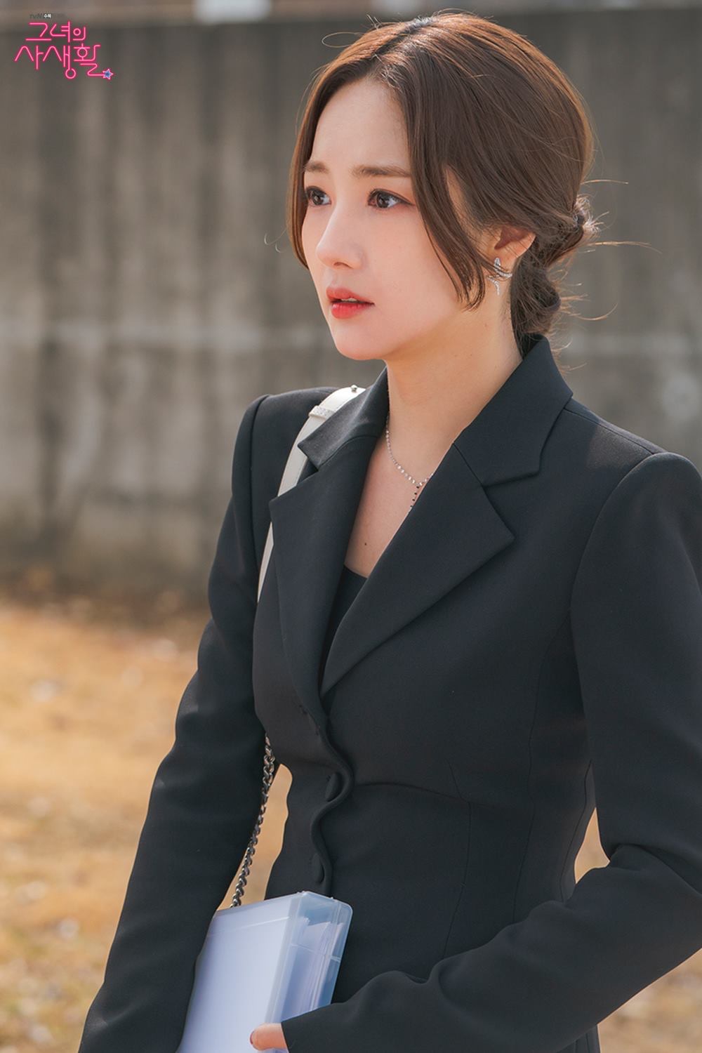 23472492" data-lemmaid="23472492">洪忠灿 /a>执导,金慧英编剧, a