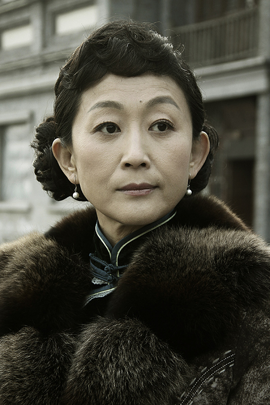 中国内地女演员, a target="_blank" href="/item/空政话剧团/3558504