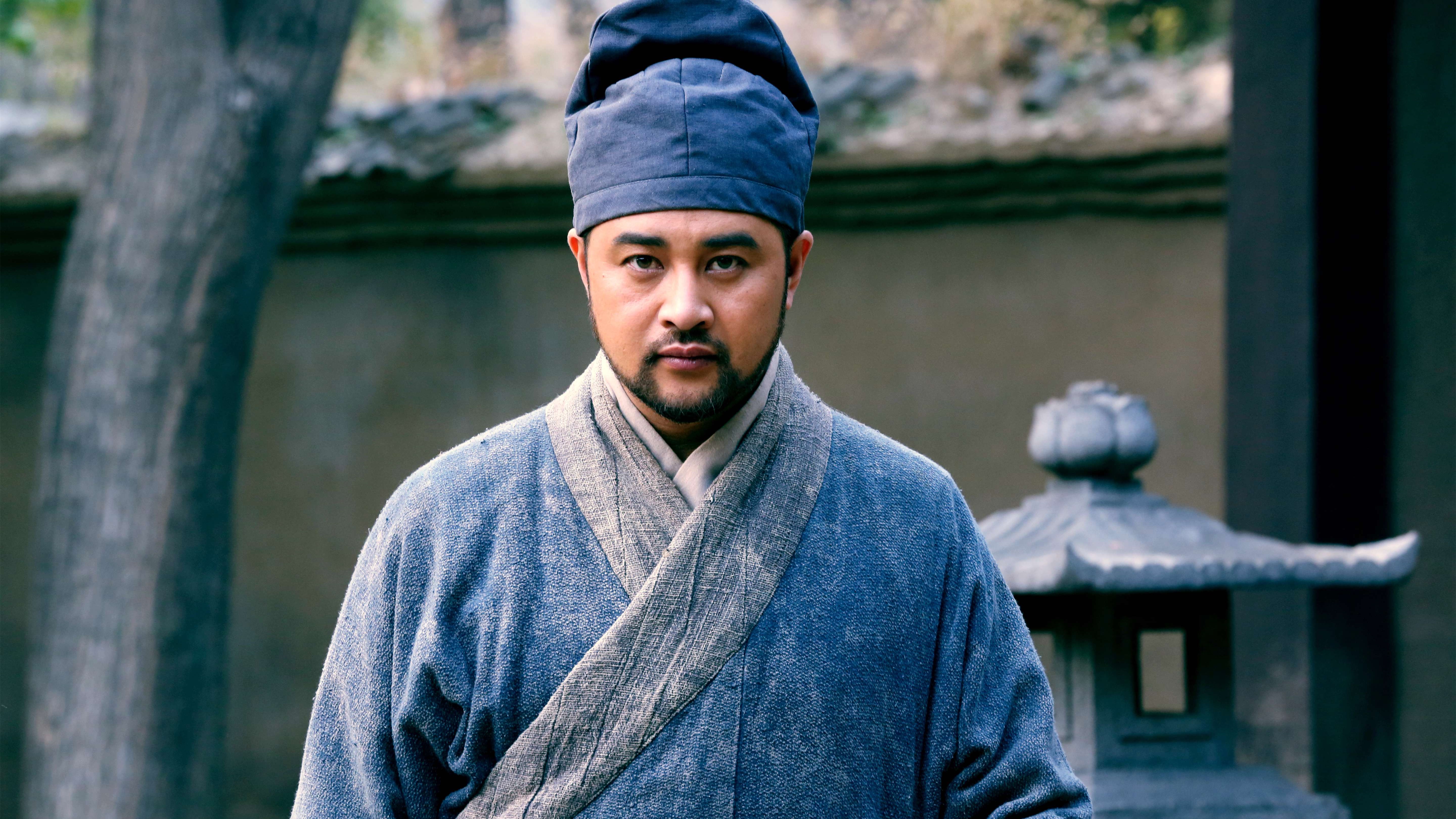 年3月15日出生于黑龙江省五常市,毕业于北京电影学院,中国内地男演员