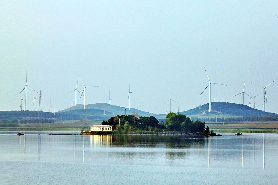  p data-id="gnwtwx0rzz">位于 a target="_blank" href="/item/彰武