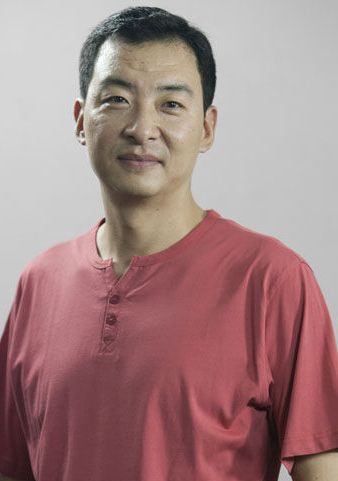 郝平