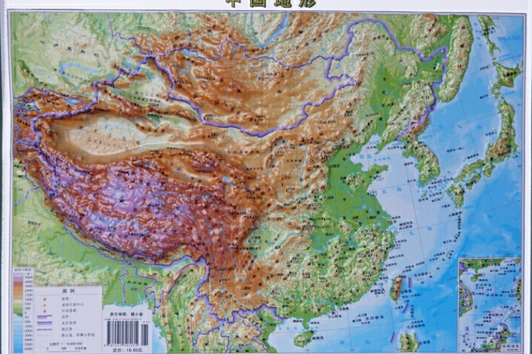 《中国地形(16k立体版)》是2021年测绘出版社出版的图书,作者中国地图