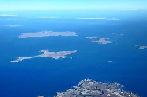  p>赫巴马伊(齿舞)群岛(俄语:О-ва Хобамай;日语: a target