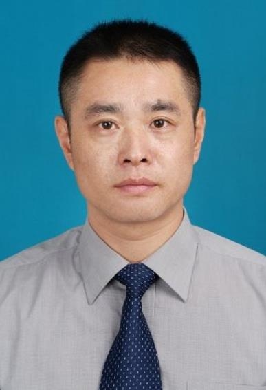 林盛国,男,现任
