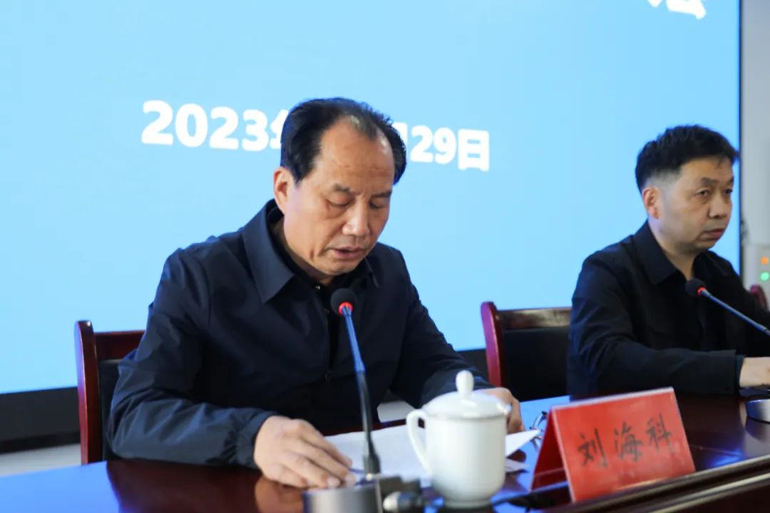 登封市武校联合会在市教育局召开会员大会,登封市政府党组成员,副市长