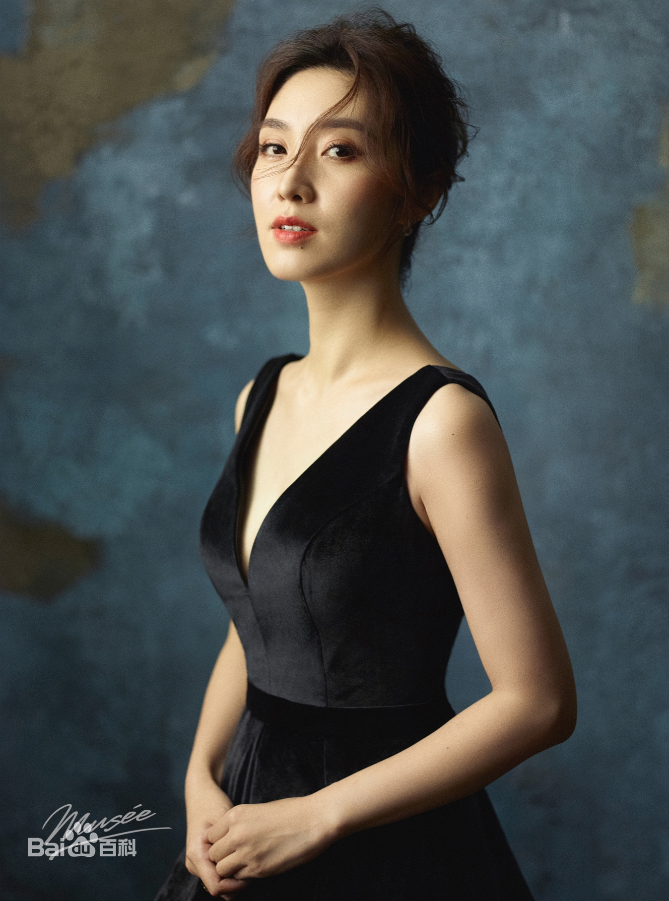 04hx9xk1">何卿,1986年10月12日出生于安徽省芜湖市,中国内地女主持人