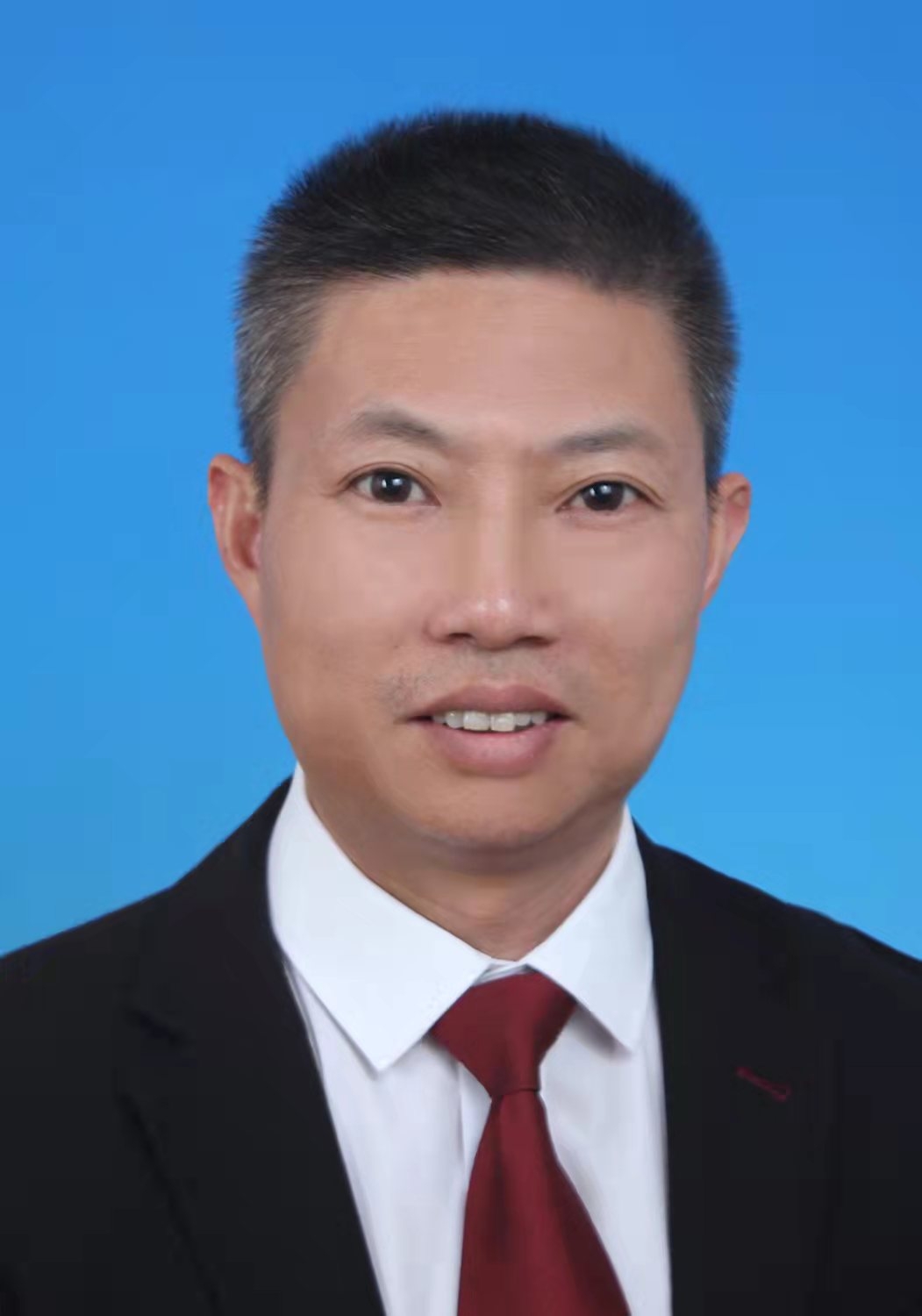  /p> p data-id="tvaow6vgy5bi">现任浙江省台州市椒江区教育局党委