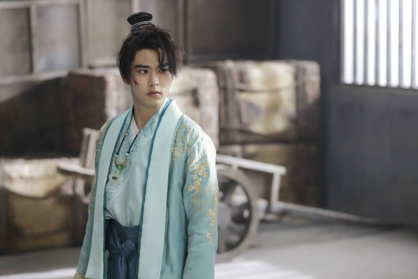  p>赵错 sup data-ctrid="r7b00dzr">1 /sup>,是古装甜宠探案喜剧《 a