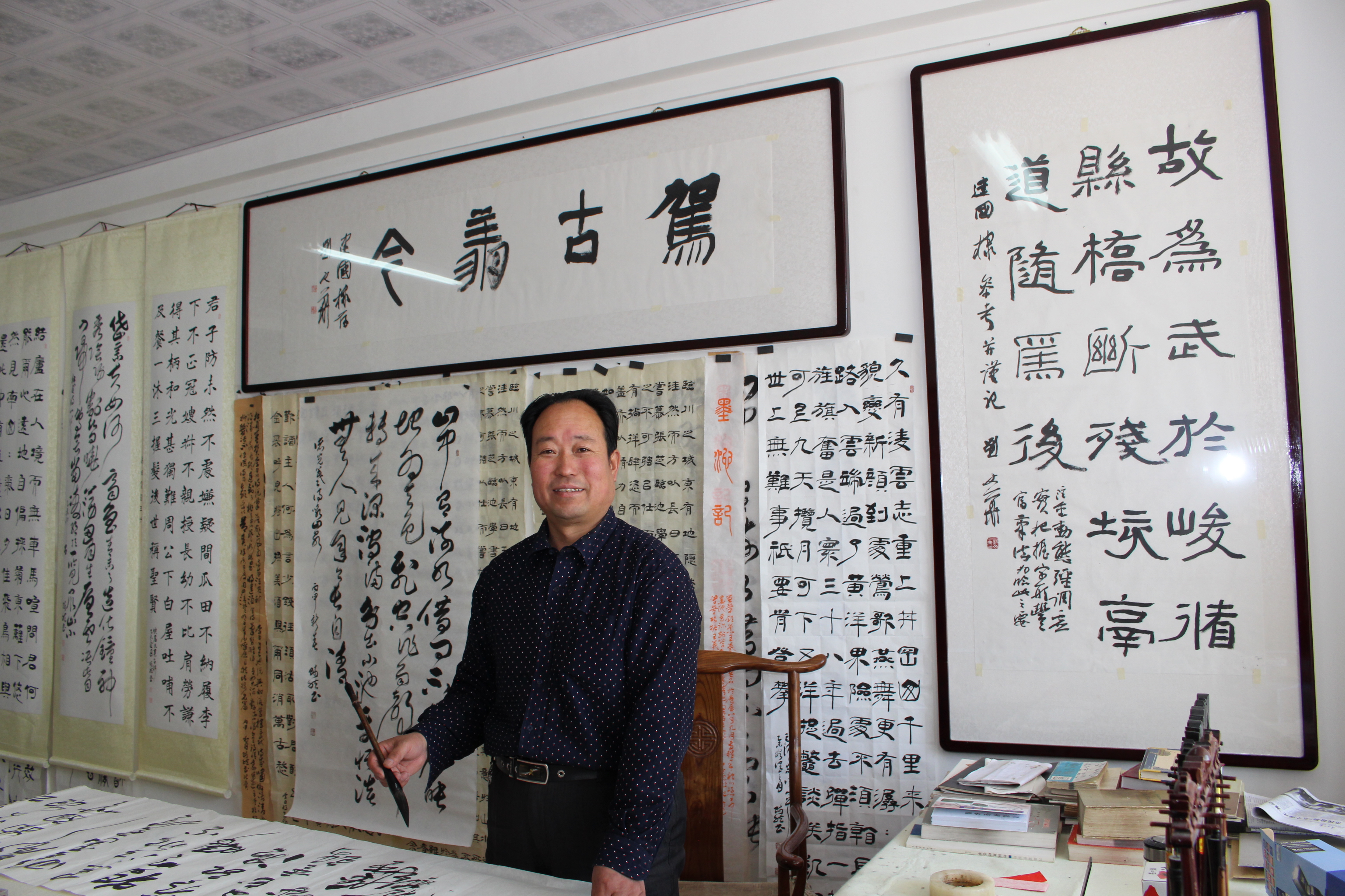 张建国