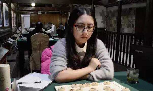  p data-id="gnb87urxuy">陈丽淳,广东汕头人,象棋女子特级大师,1986