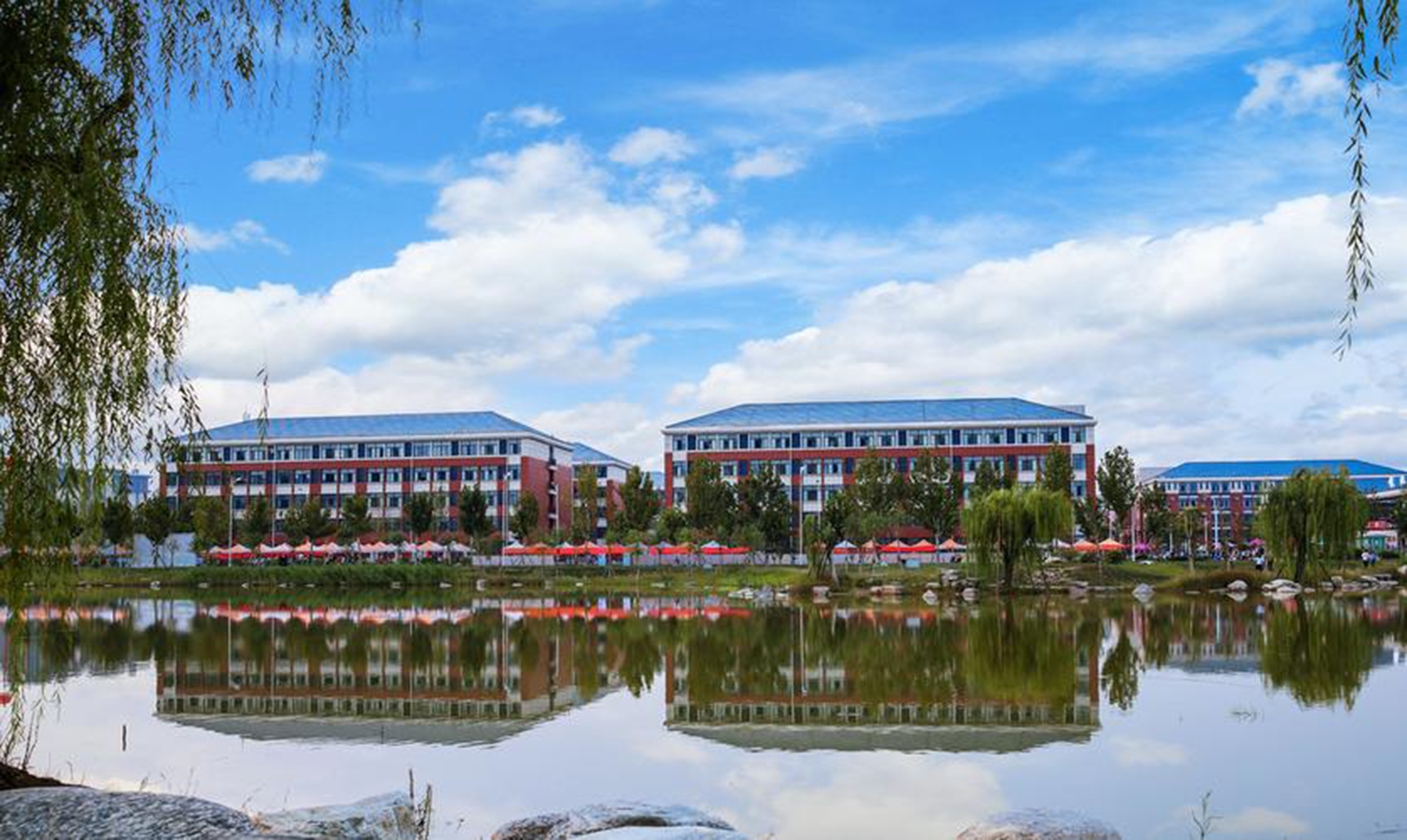 商丘医学高等专科学校