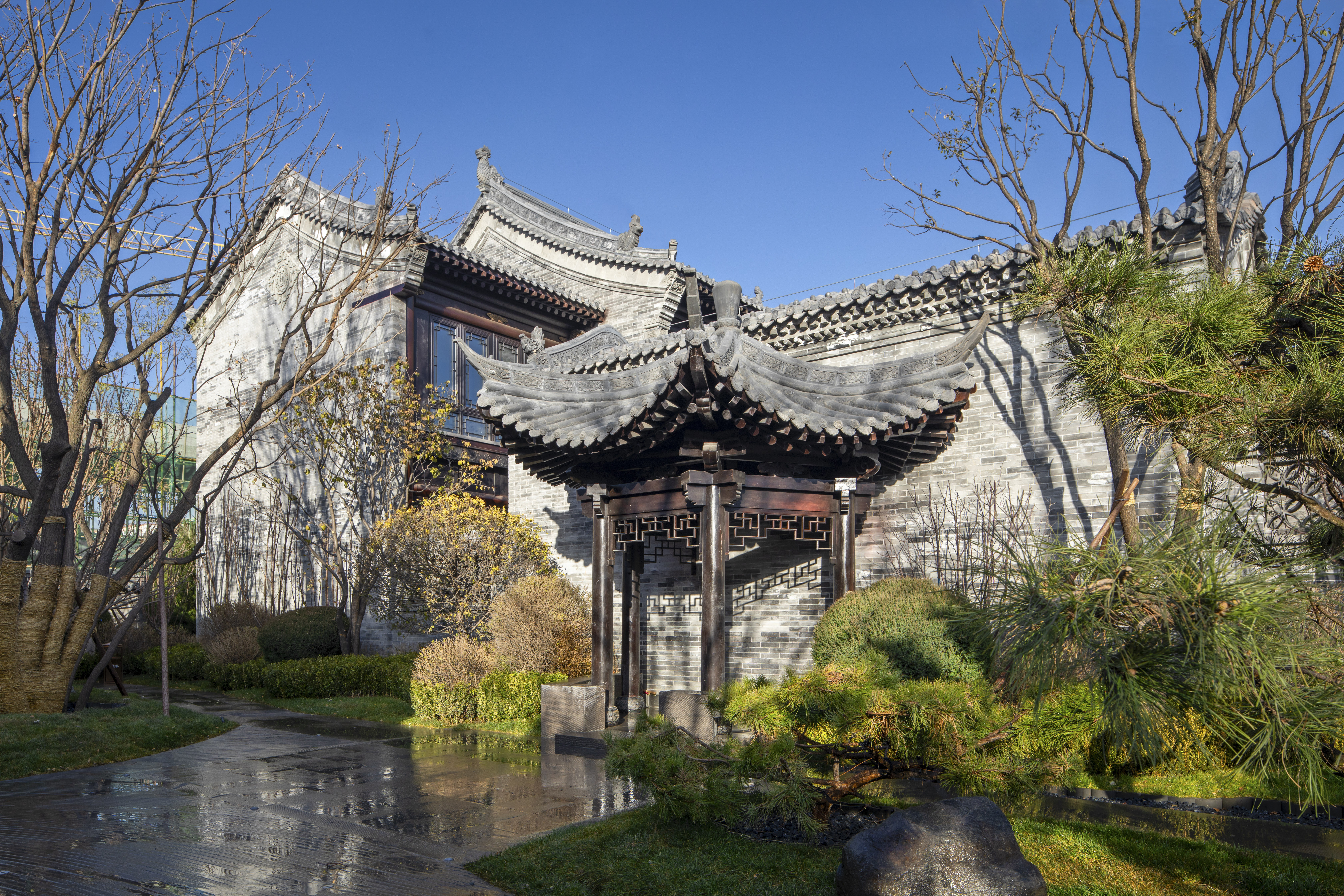 由铂蓝郡团队管理打造的精工四合院,合院产品