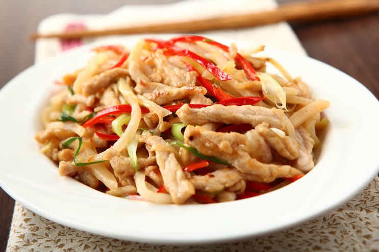 ="#" data-lemmaid="48496">辣椒 /a>作为主要食材制作而成的家常菜