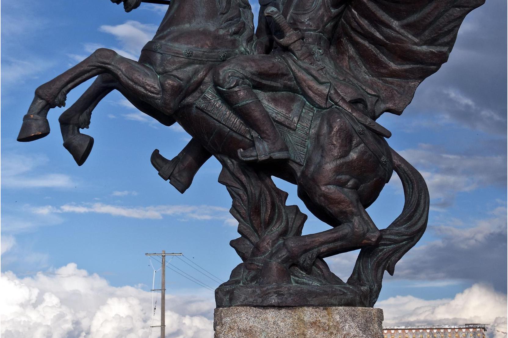 多台依的马尔斯