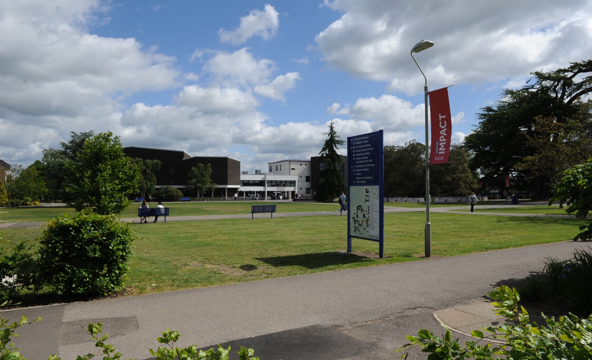  p>雷丁大学(university of reading)位于 a target="_blank" href="