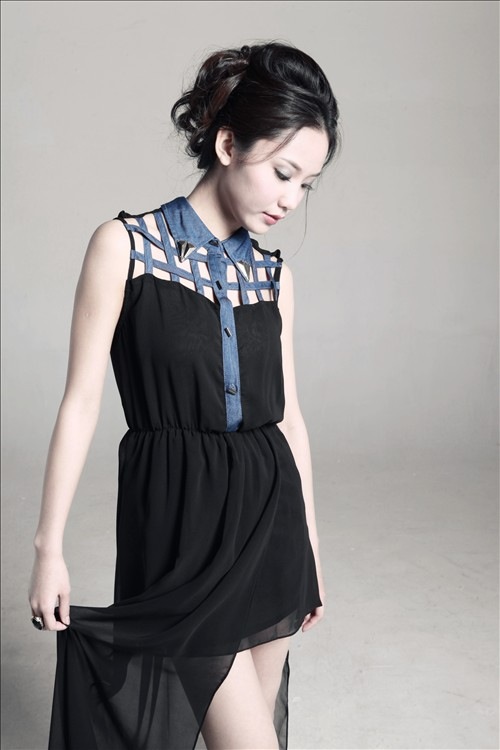  p>哈森,1990年7月29日出生于内蒙古自治区,中国内地女演员. /p>