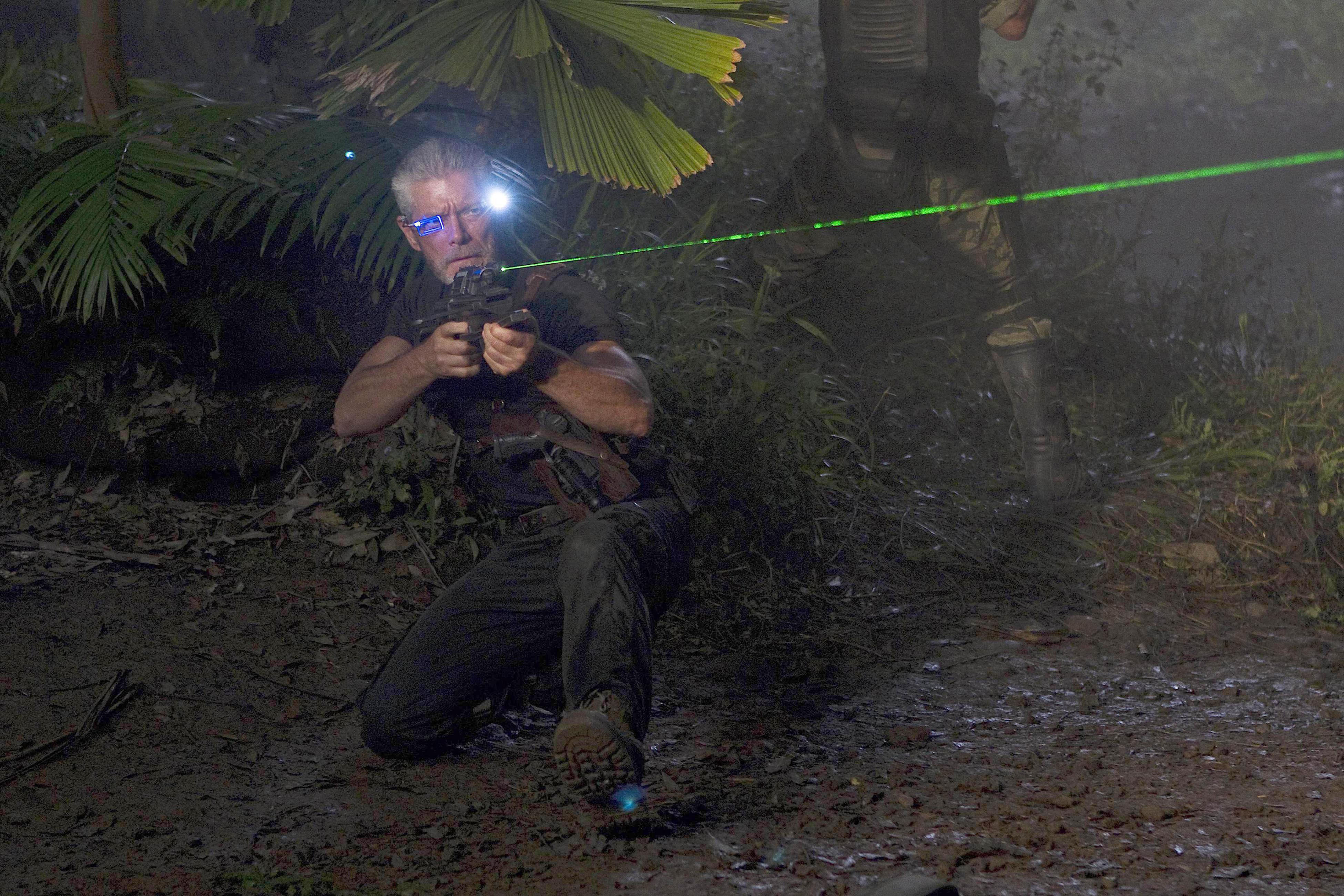  p>《史前新纪元》(terra nova)是一部于美国时间2011年9月26日在