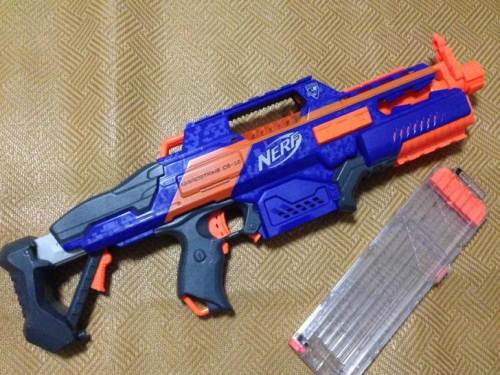 nerf夜巡