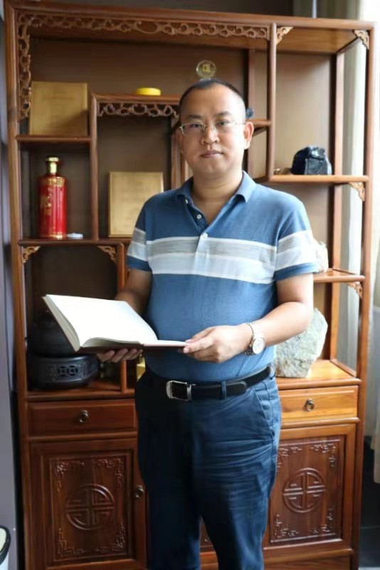 李爽