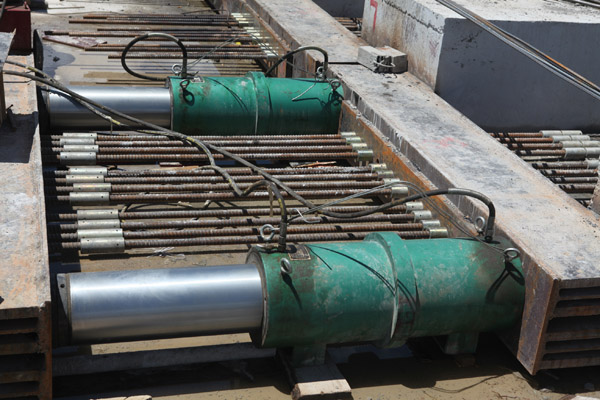 预应力张拉设备