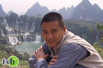  p>《酒是故乡醇》是2001年 a target="_blank" href="/item/香港电视