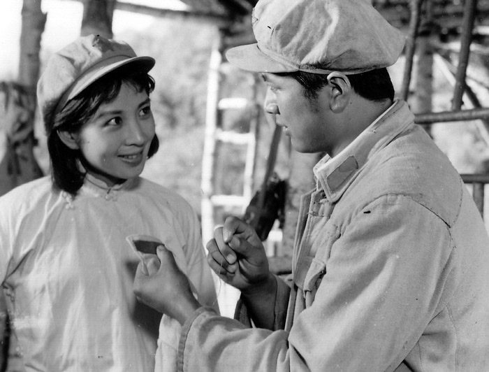 制片厂 /a>1980年摄制电影,影片描写一个农民自发武装的女英雄白莲花