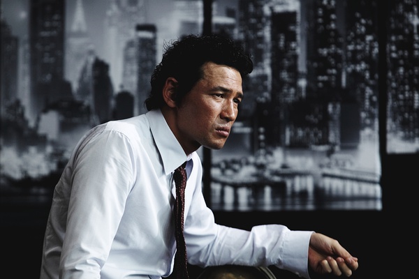  p>《新世界》是由 a target="_blank" href="/item/朴勋政">朴勋政 