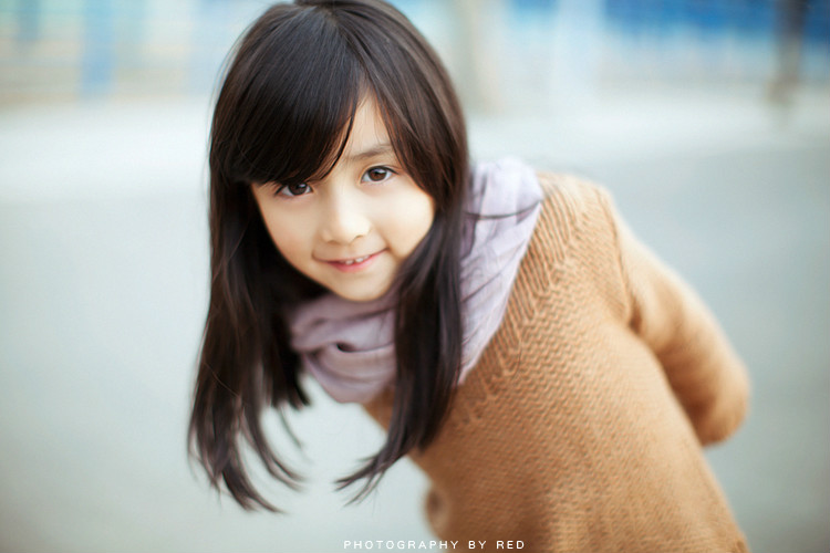  p>安淇尔 i>(小苹果) /i>,2007年12月19日出生于湖南长沙,中国女演员