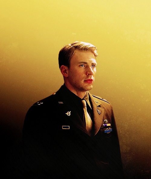  p>克里斯·埃文斯 i>(chris evans) /i>,1981年6月13日出生于美国马