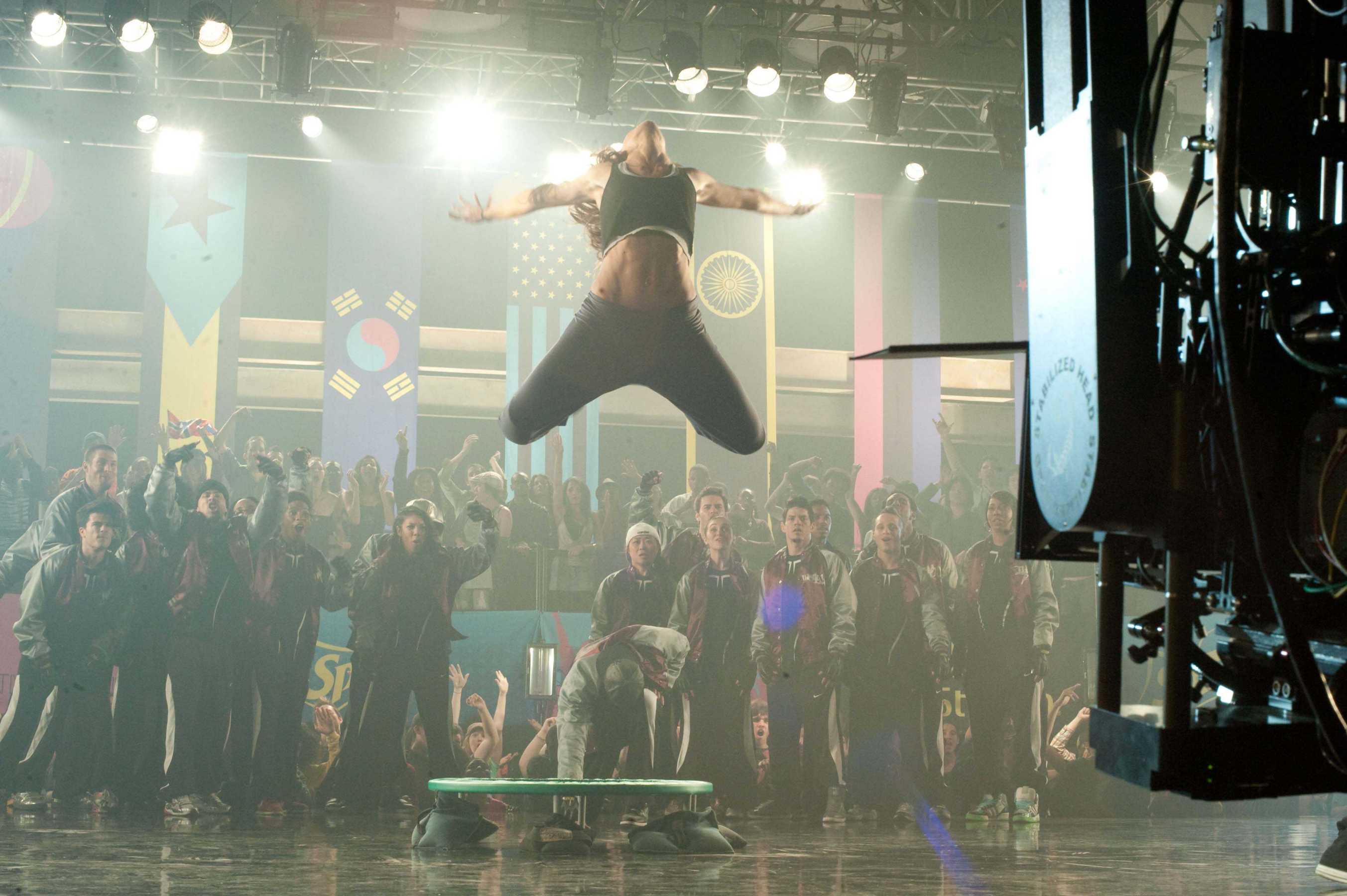  p>《舞出我人生3》是试金石影片公司出品的3d歌舞片.