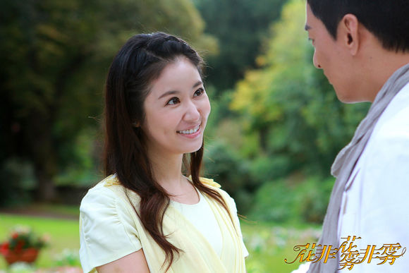 安琪是电视剧《 a target="_blank" href="/item/花非花雾非雾/49157"