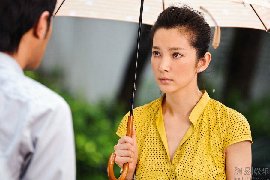 歌手, a target="_blank" href="/item/香港演艺人协会/10821259"