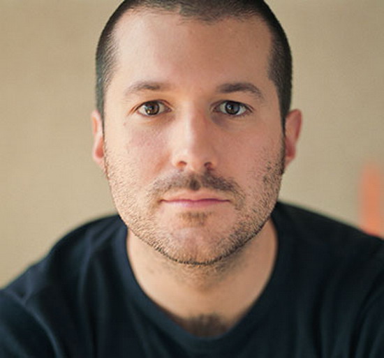  p>乔纳森·伊夫(jony ive,乔尼·艾维jonathan ive),1967年出生于