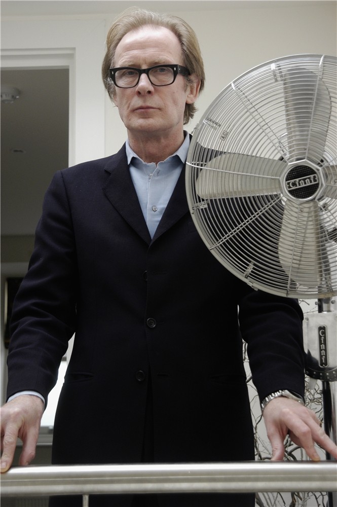  p>比尔·奈伊(bill nighy),1949年12月12日出生于英国·英格兰