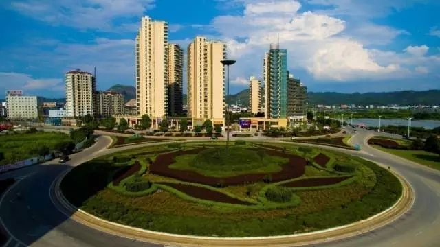  p data-id="go01woa9r3">黄宅镇,隶属于浙江省金华市浦江县,地处 a