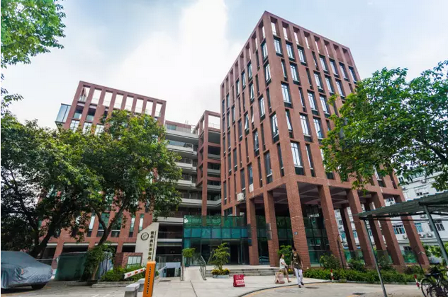  p>中山大学数学学院是 a href="#" data-lemmaid="18014">中山大学 