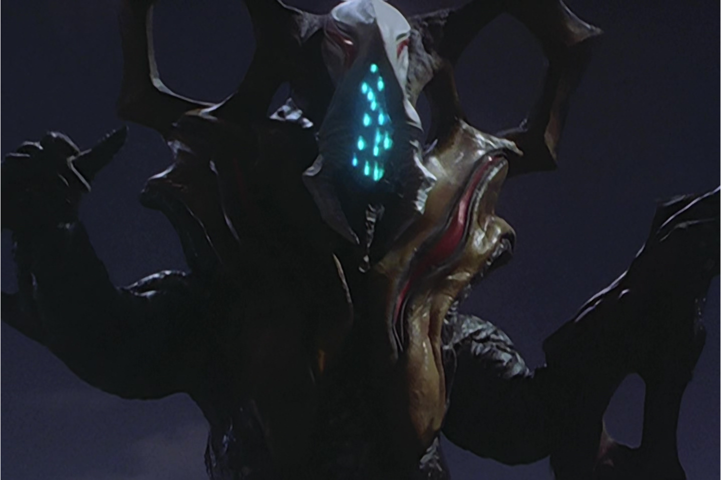 异次元人基兰勃