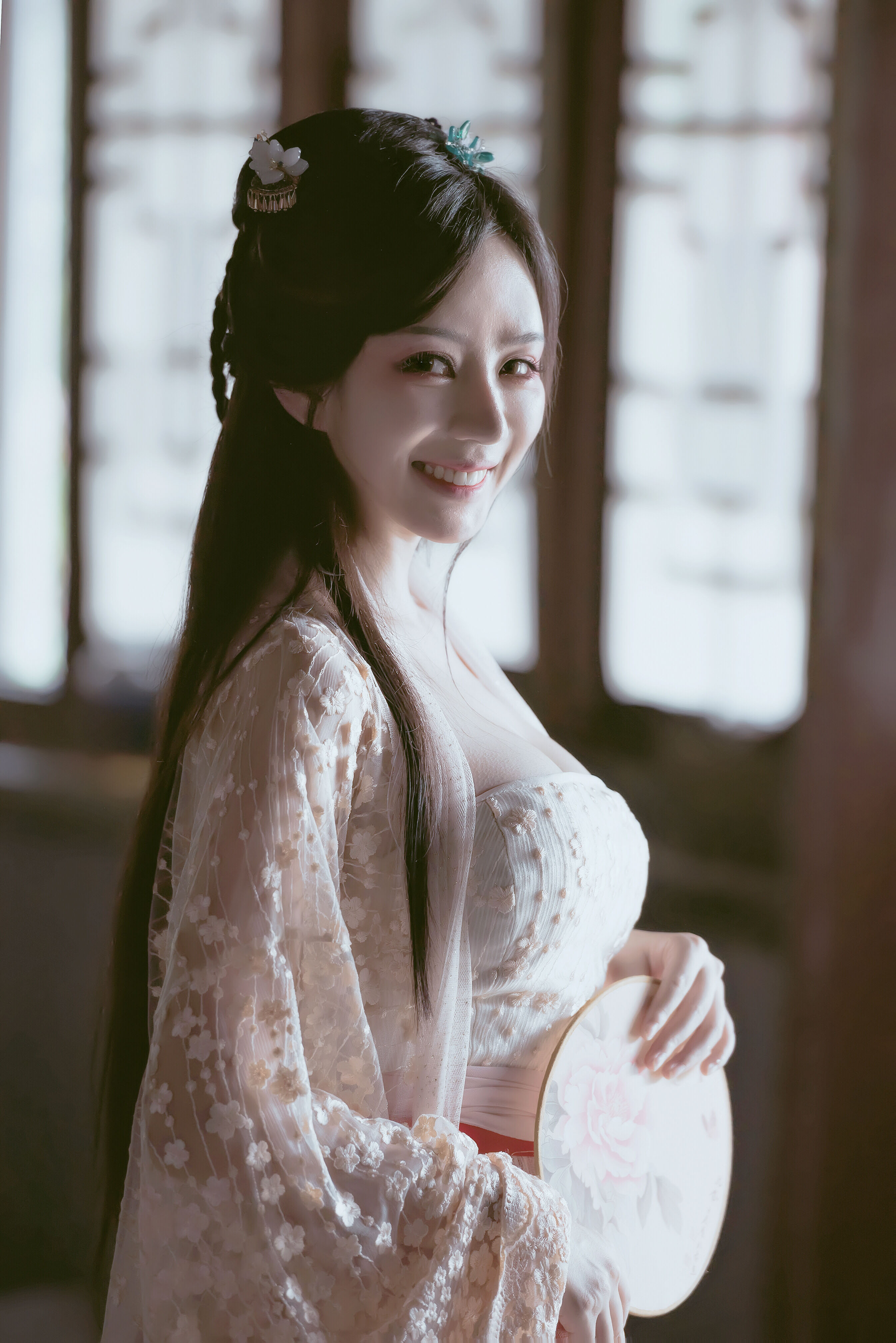  p data-id="gnwmo8754d">莫北北,2月26日出生